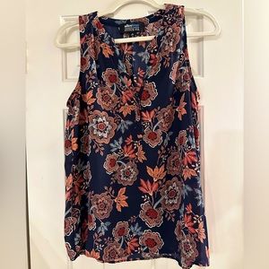 Ladies Sleeveless Blouse, Alice Blue, size medium